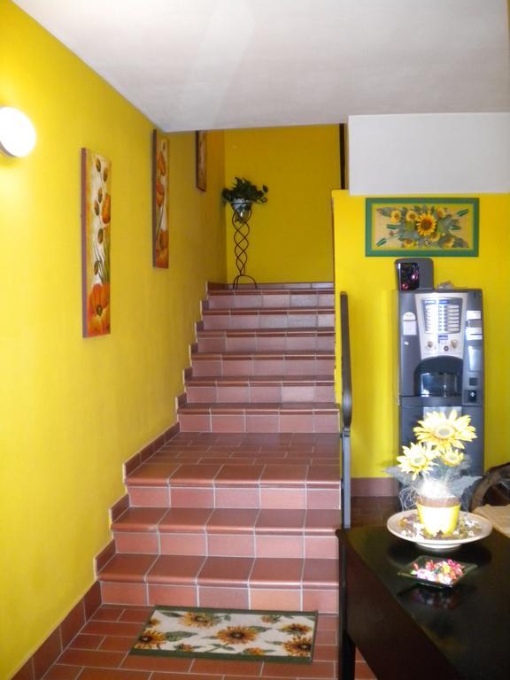 Affittacamere Il Girasole Campi Bisenzio Exterior photo